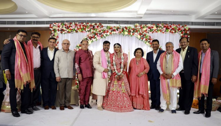 हैदराबाद मे भव्य समारोह में मदन छाबड़ा जी के सुपुत्र  श्री अनमोल विवाह सूत्र में आबद्ध हुए